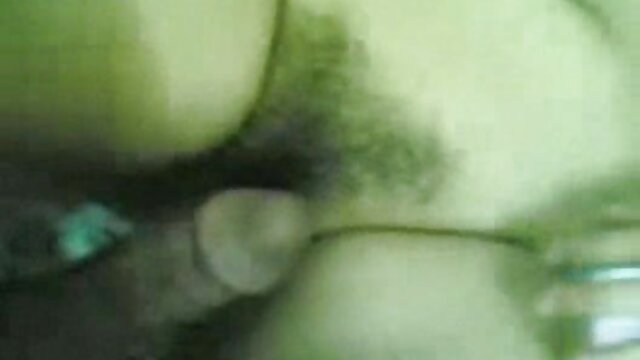 Babe nhận pim sex xxxx đít và âm đạo fucked